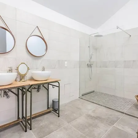 La Grange De Séverine Hébergement de vacances Cauroy-les-Hermonville